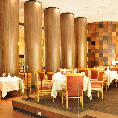 Royal Pedregal Hotell Mexico City Exteriör bild Interior of the restaurant