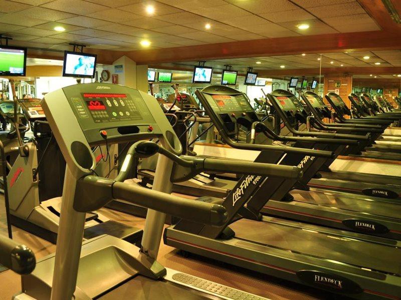 Royal Pedregal Hotell Mexico City Exteriör bild A row of treadmills