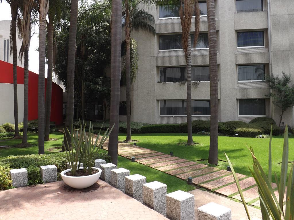 Royal Pedregal Hotell Mexico City Exteriör bild View of the campus