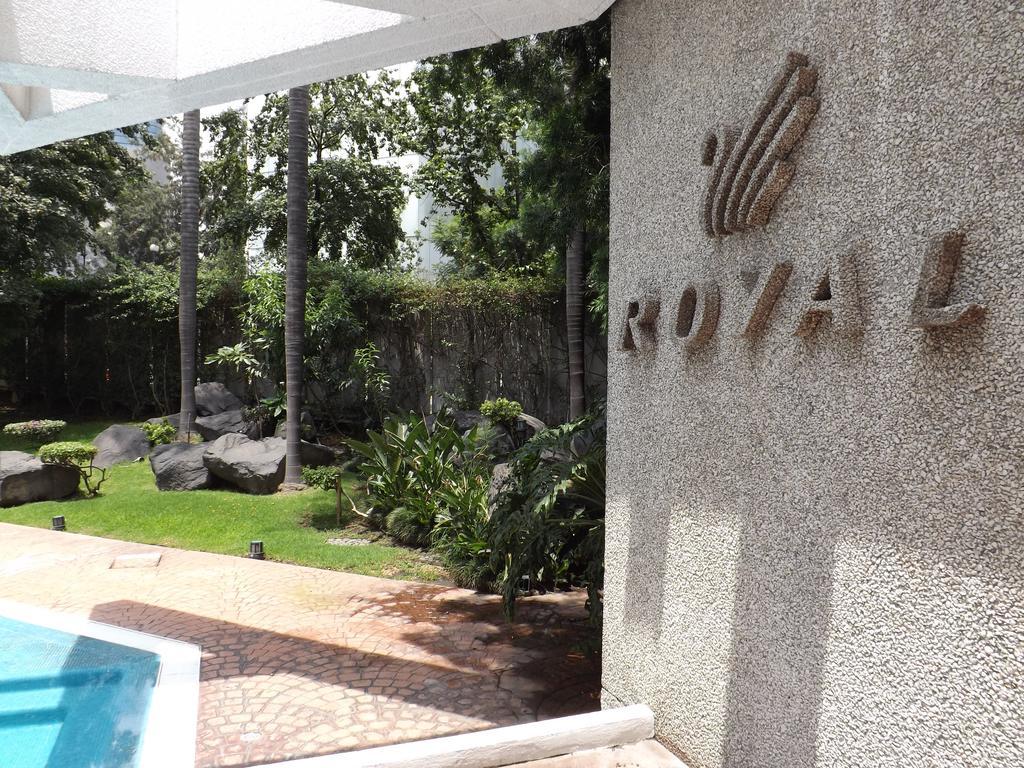 Royal Pedregal Hotell Mexico City Exteriör bild The entrance of the hotel