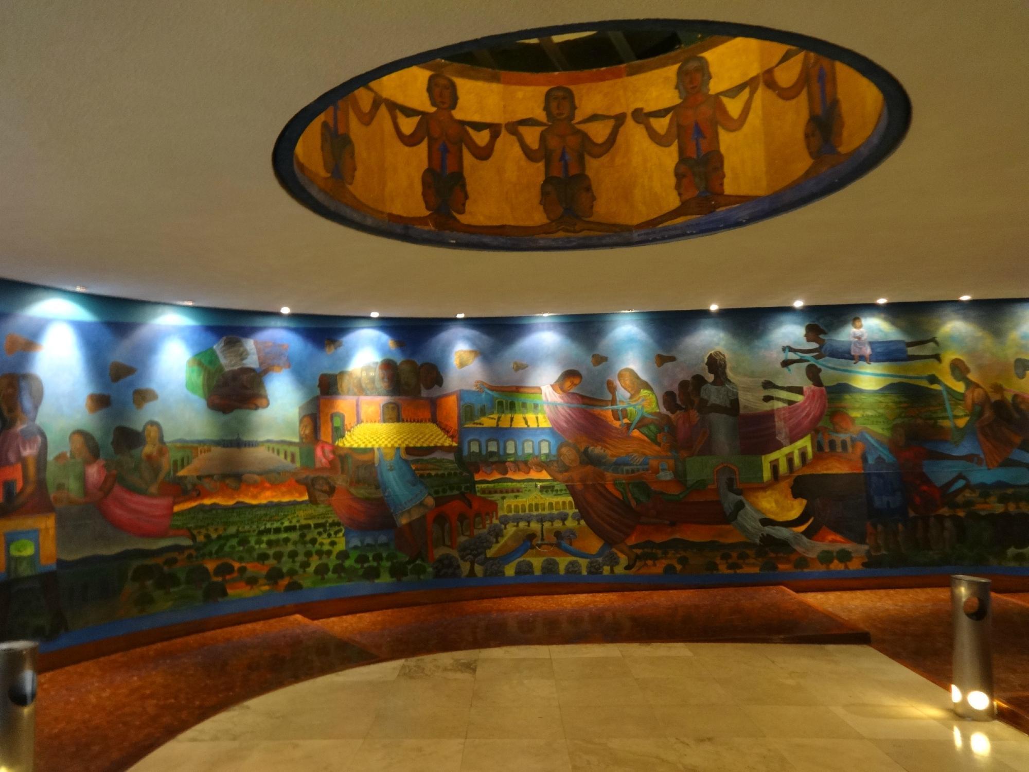 Royal Pedregal Hotell Mexico City Exteriör bild The mural at the entrance of the hotel